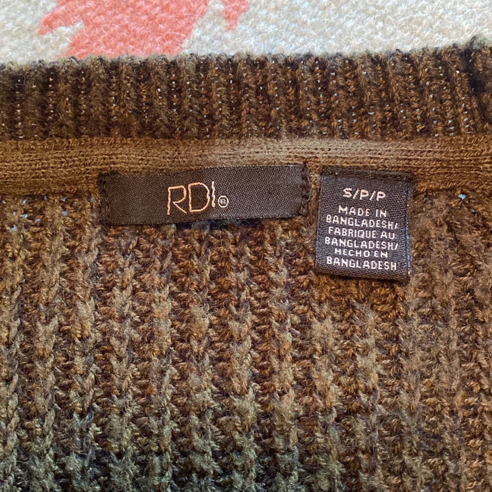 Cardigan by RDI - Picture 3 of 3